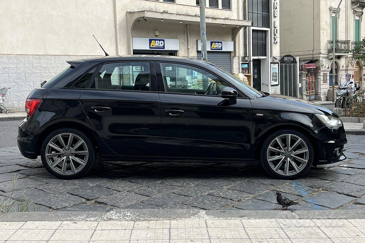 Audi A1 2014 photo 4