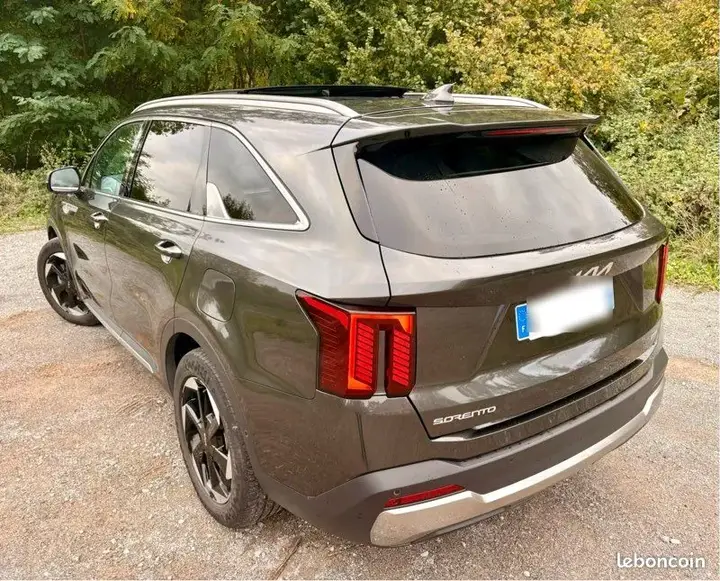 Kia Sorento 2024 photo 2