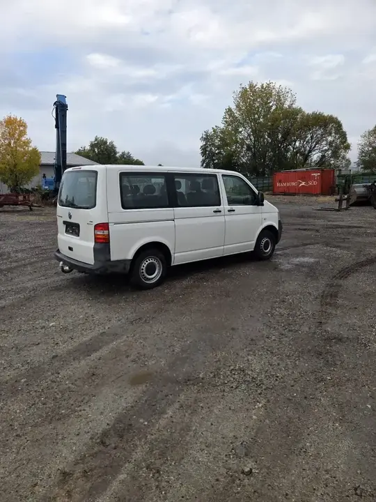 Volkswagen T5 2008 photo 3