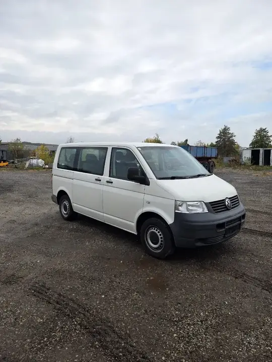 Volkswagen T5 2008 photo 2