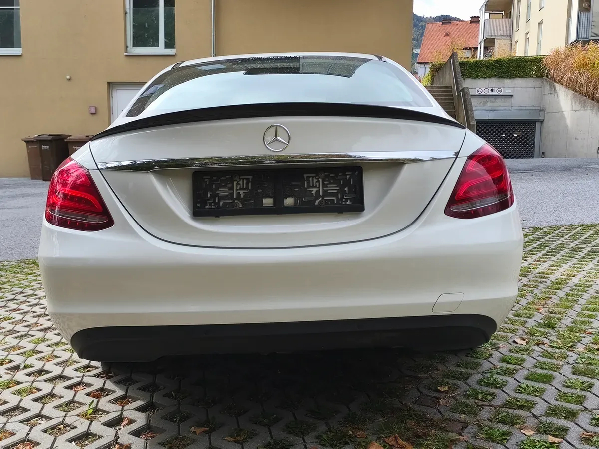 Mercedes-Benz C-Class 2016 photo 3