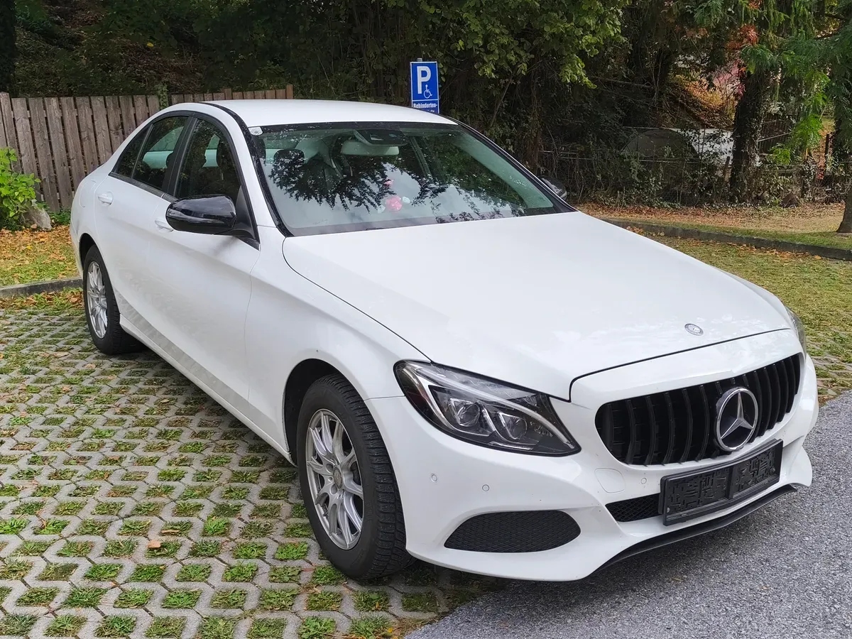 Mercedes-Benz C-Class 2016 photo 2