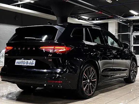 Skoda Enyaq 2022 photo 5
