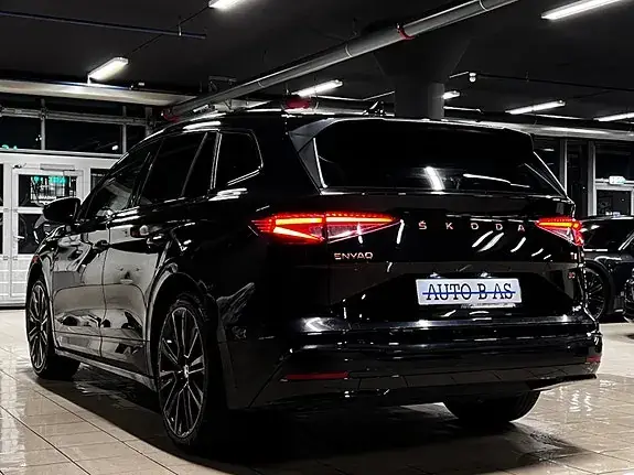 Skoda Enyaq 2022 photo 3