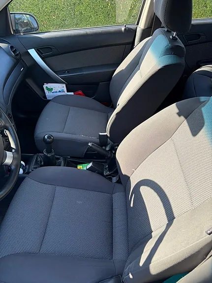 Chevrolet Aveo 2010 photo 4