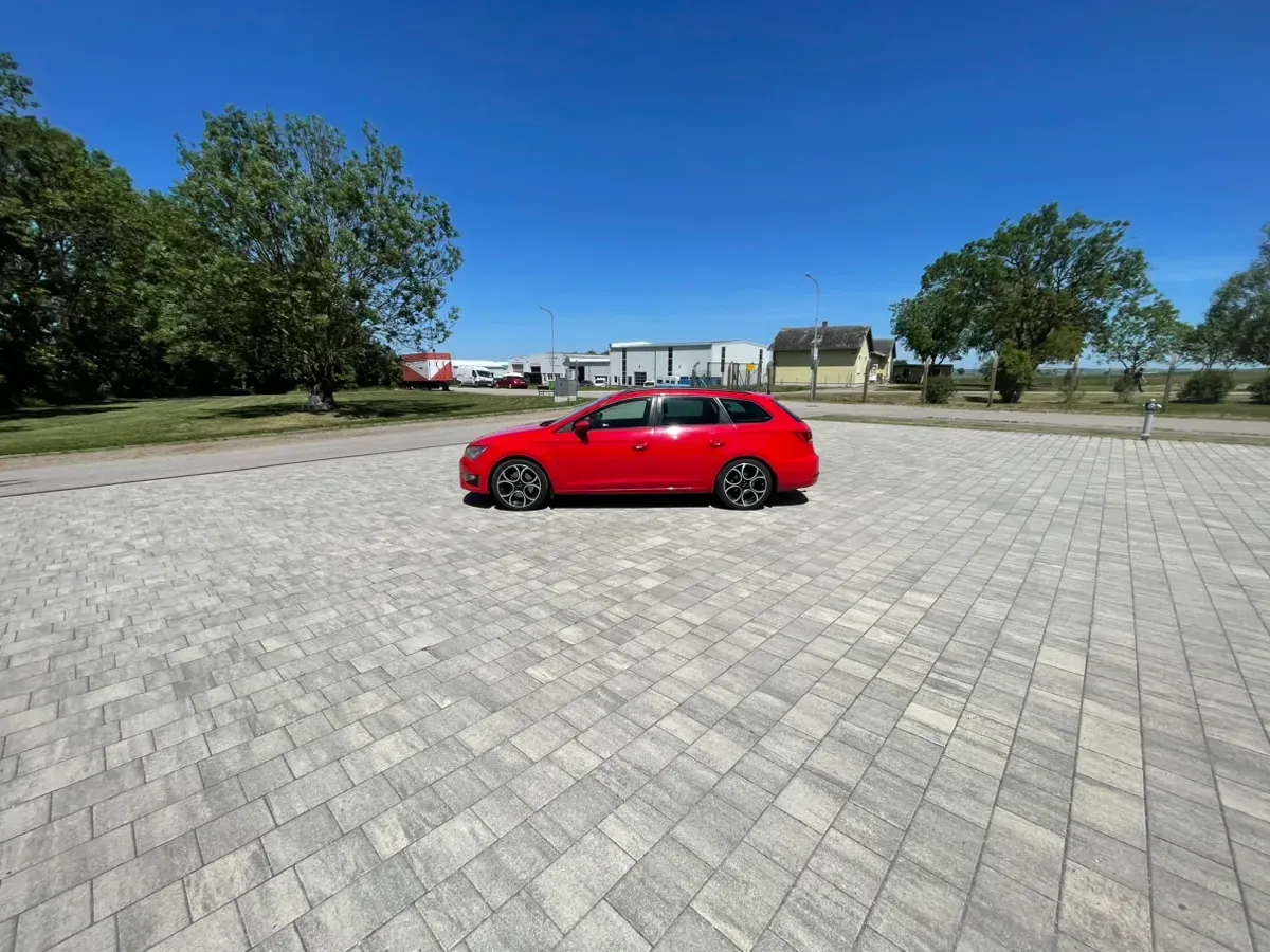 Seat Leon 2014 photo 2