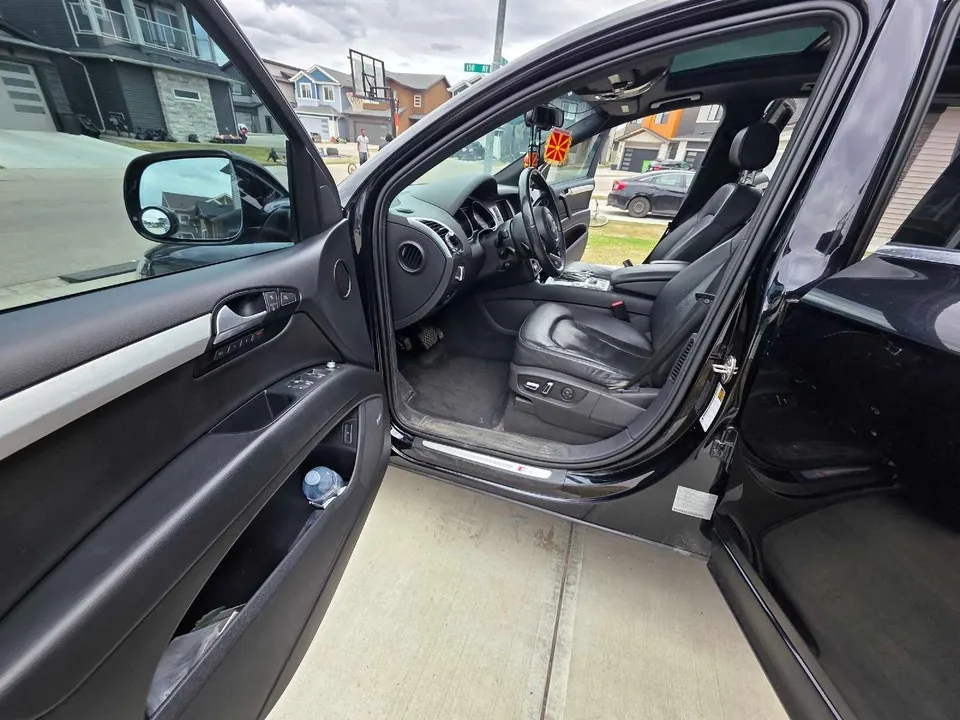 Audi Q7 2012 photo 4