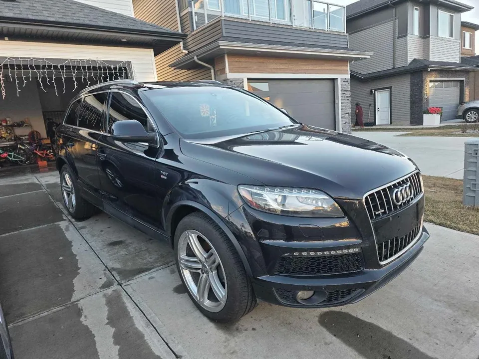 Audi Q7 2012 photo 2