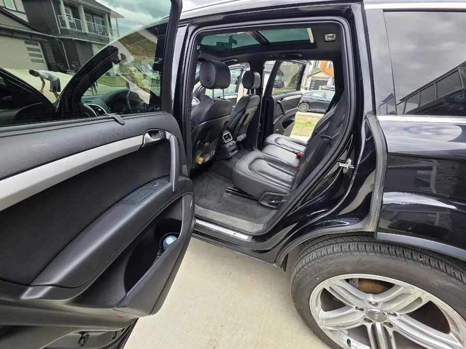 Audi Q7 2012 photo 5