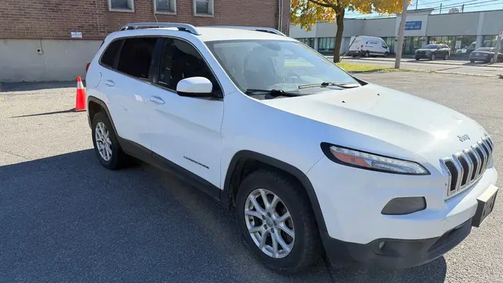 Jeep Cherokee 2015 photo 3