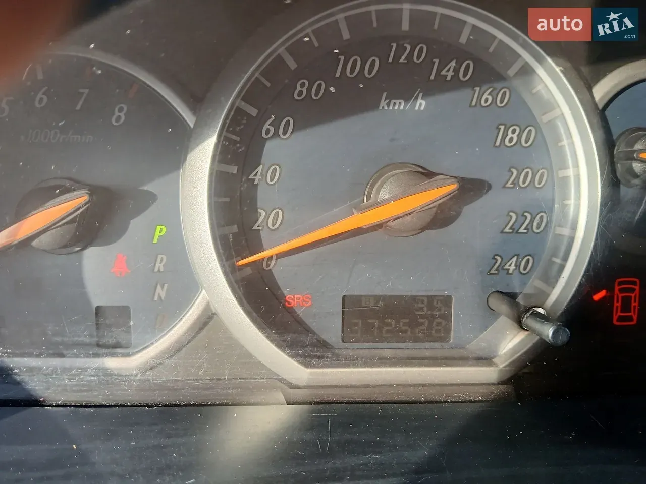 Mitsubishi Grandis 2008 photo 3
