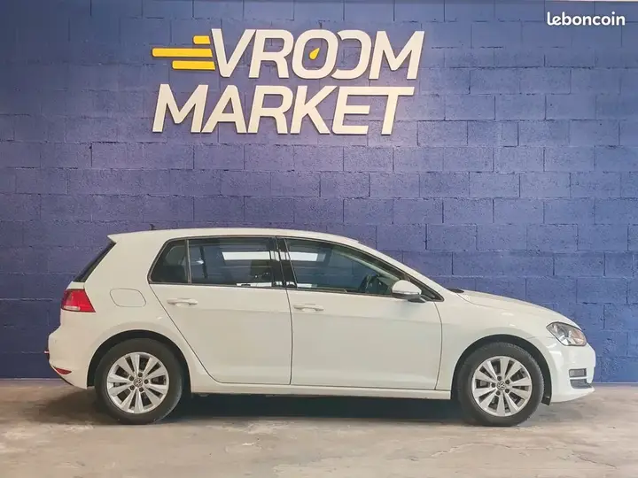 Volkswagen Golf 2015 photo 2