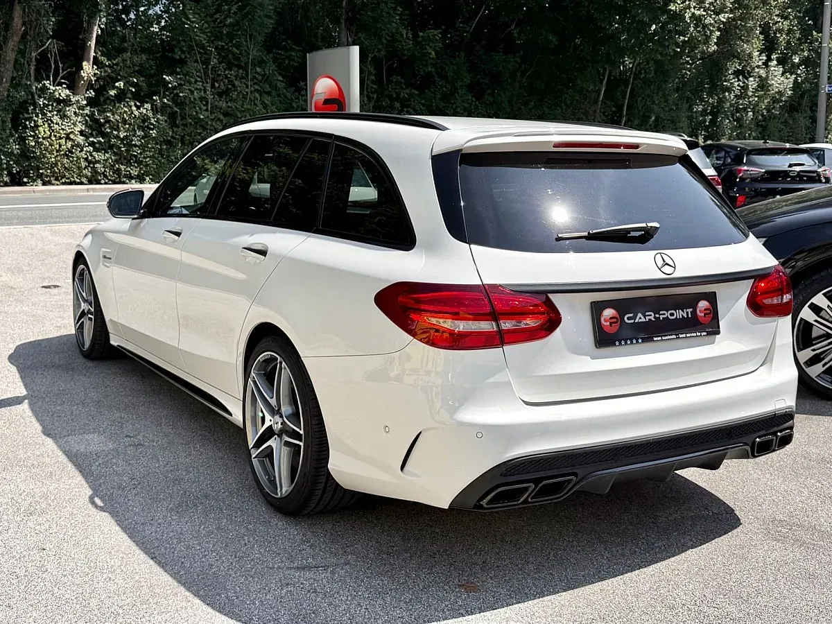 Mercedes-Benz C-Class 2018 photo 2