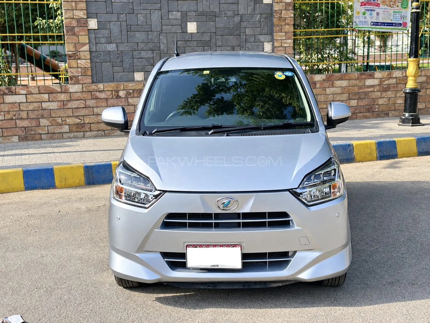 Daihatsu Mira