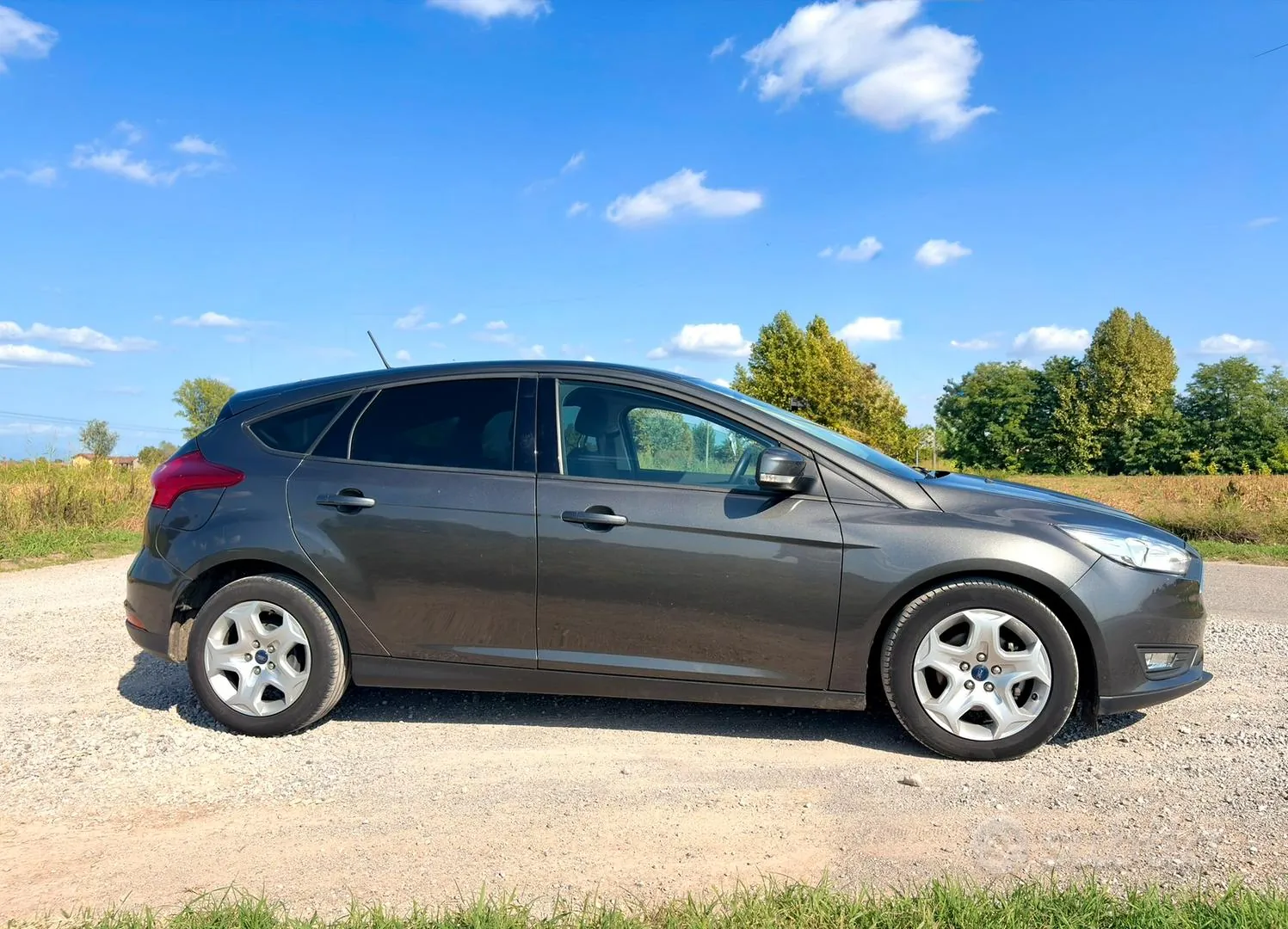 Ford Focus 2018 photo 2