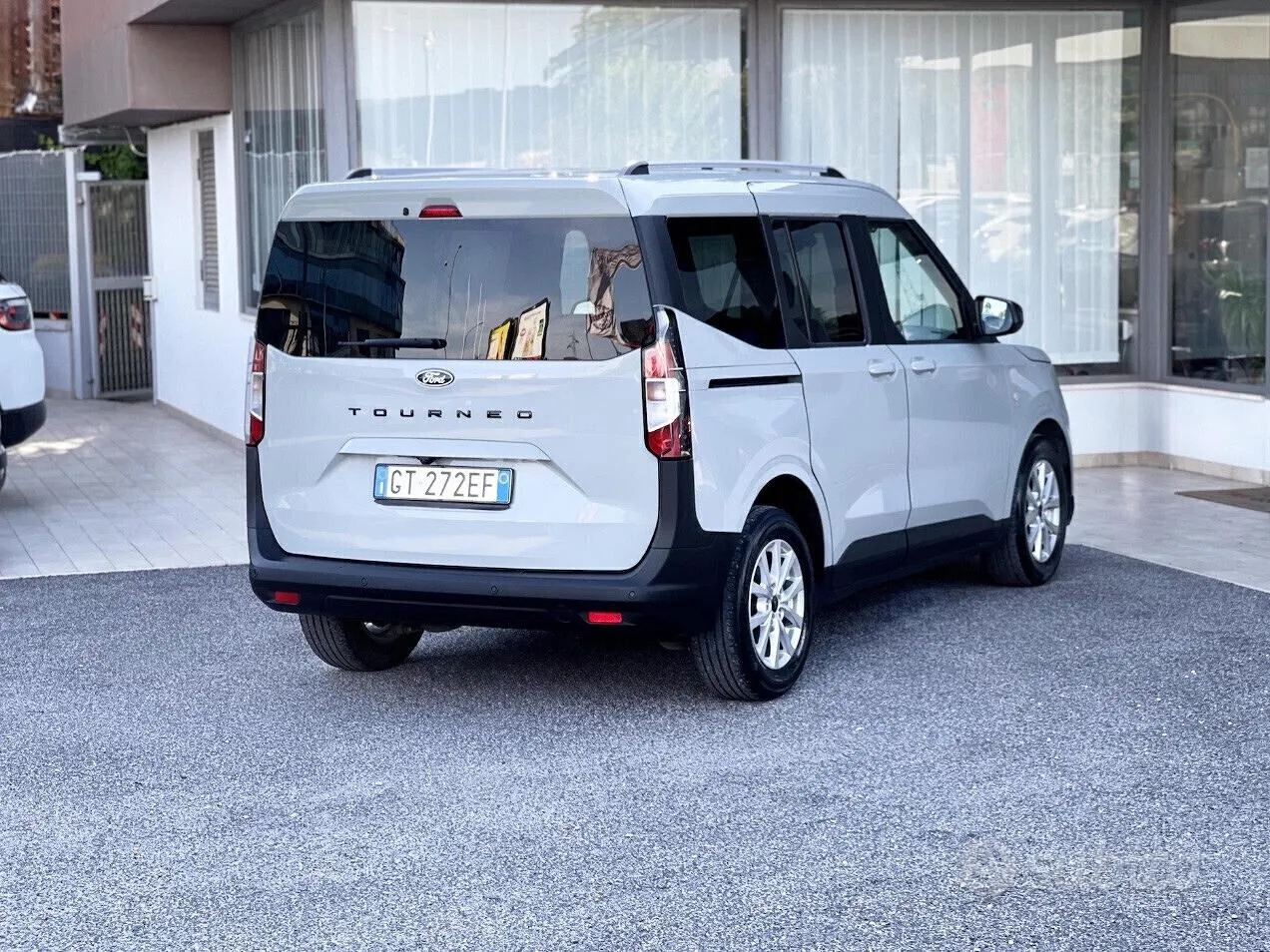 Ford Tourneo Courier 2024 photo 5