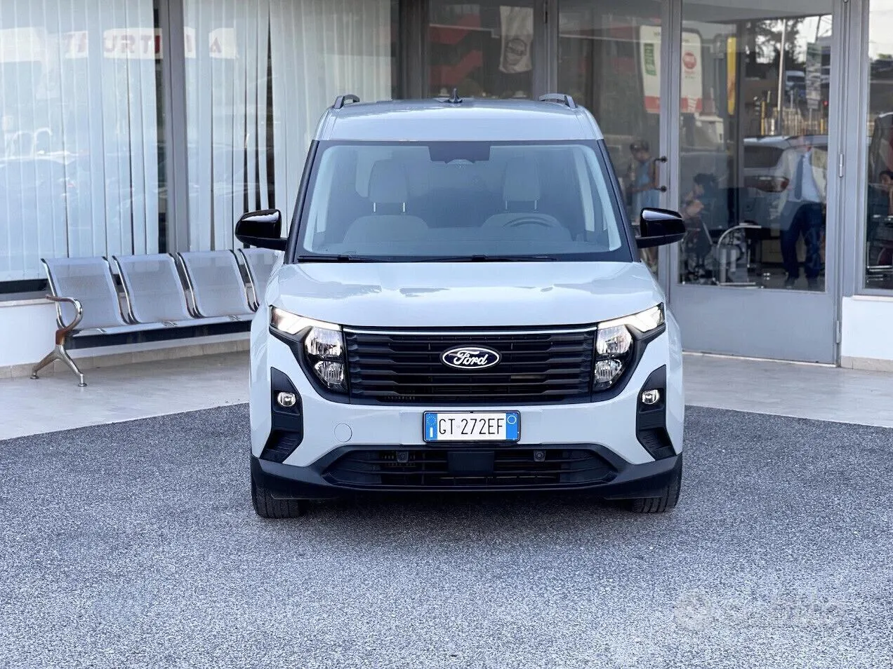 Ford Tourneo Courier 2024 photo 2