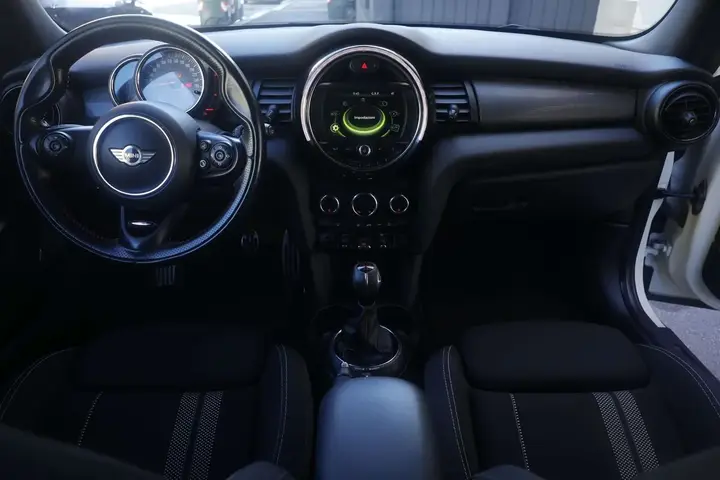 Mini Cooper 2016 photo 2