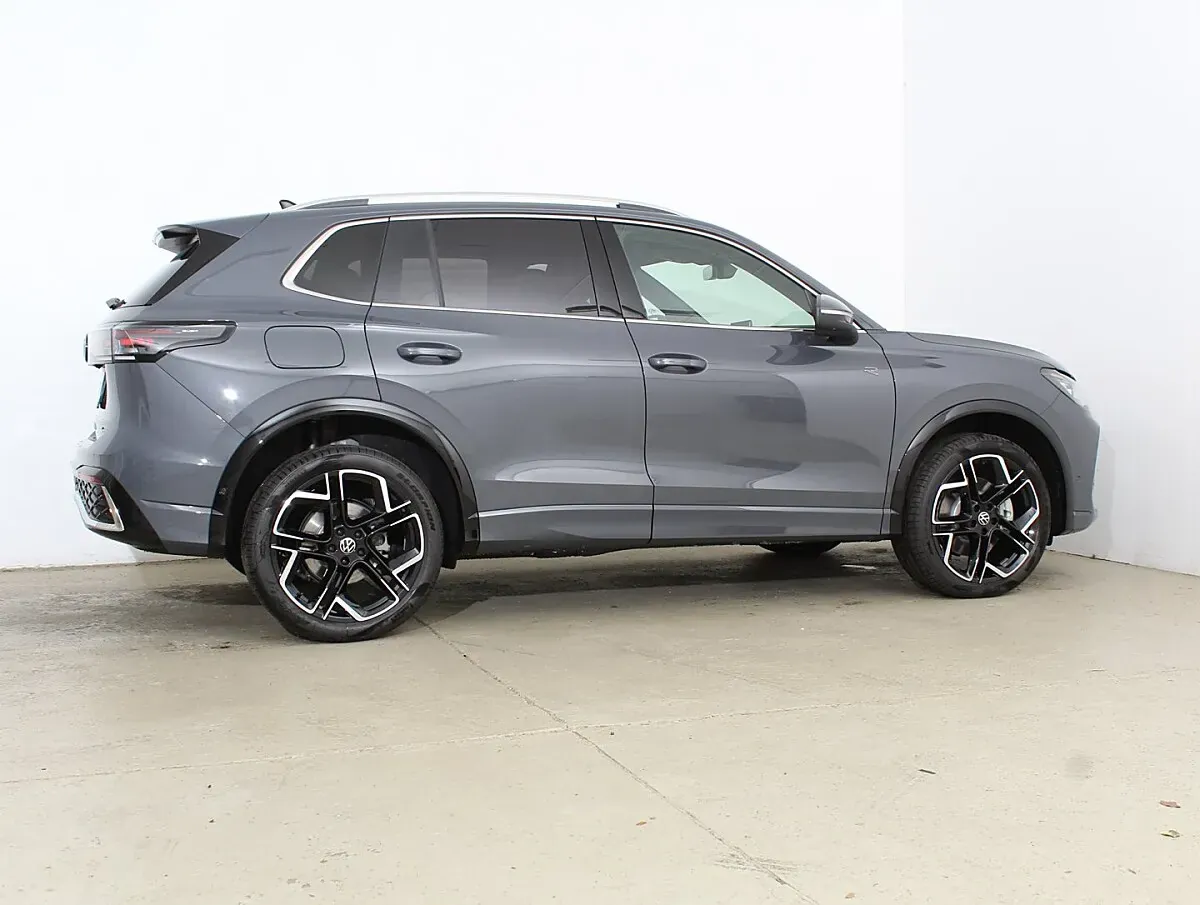 Volkswagen Tiguan 2025 photo 3