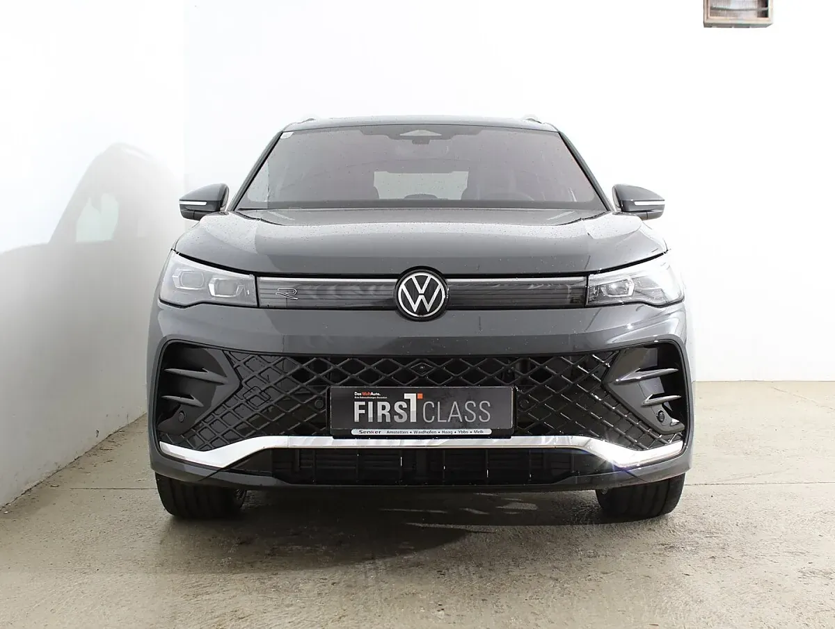 Volkswagen Tiguan 2025 photo 2