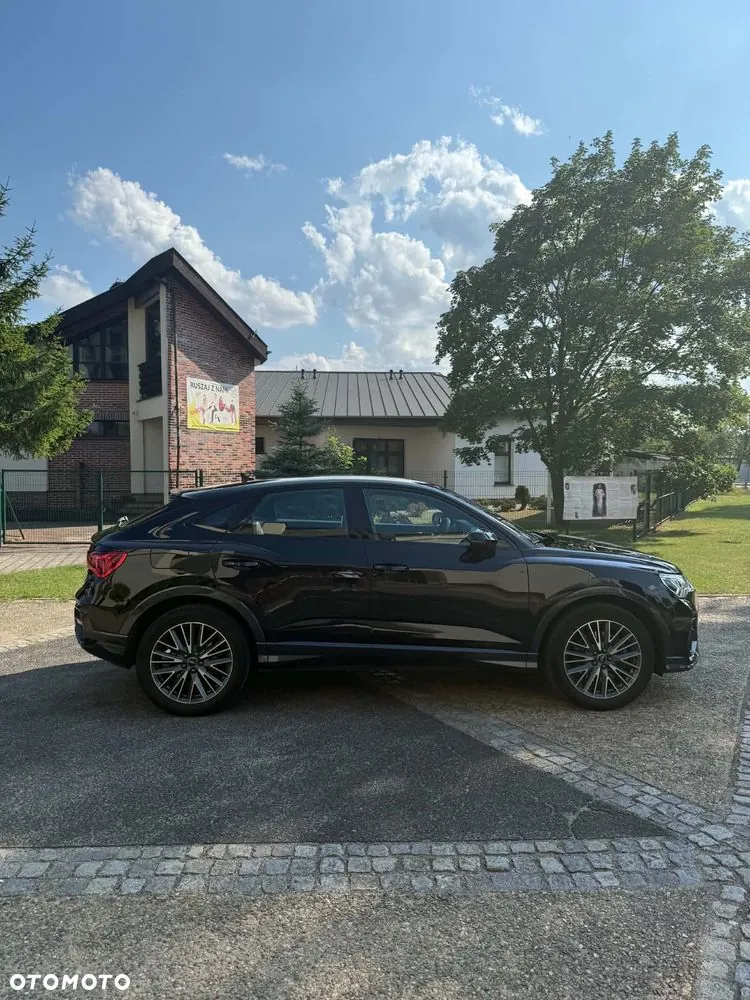 Audi Q3 Sportback 2022 photo 2
