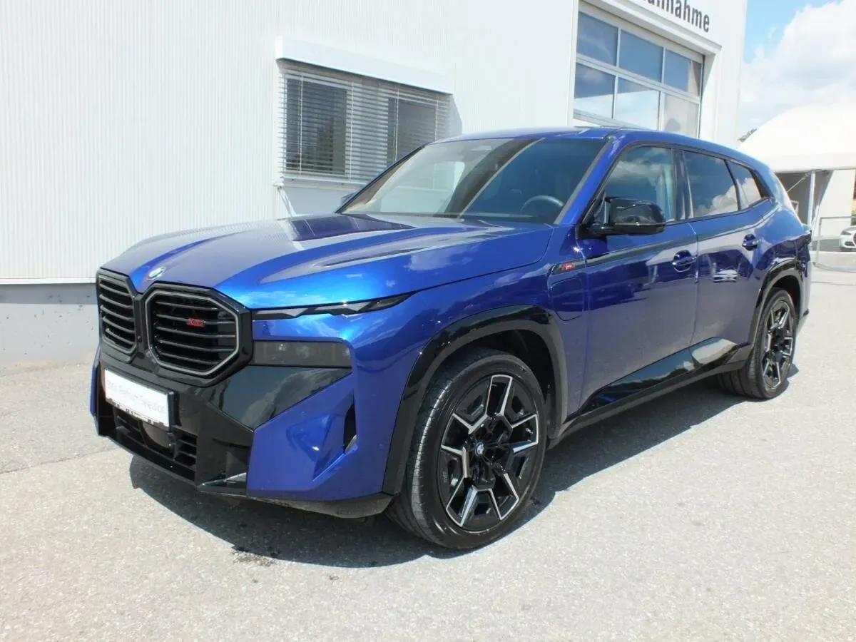 BMW Xm