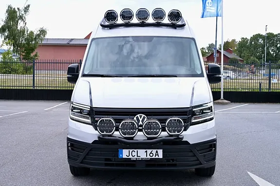 Volkswagen Crafter 35 2024 photo 2