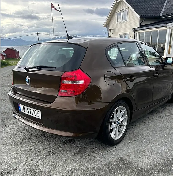 BMW 116D 2010 photo 3