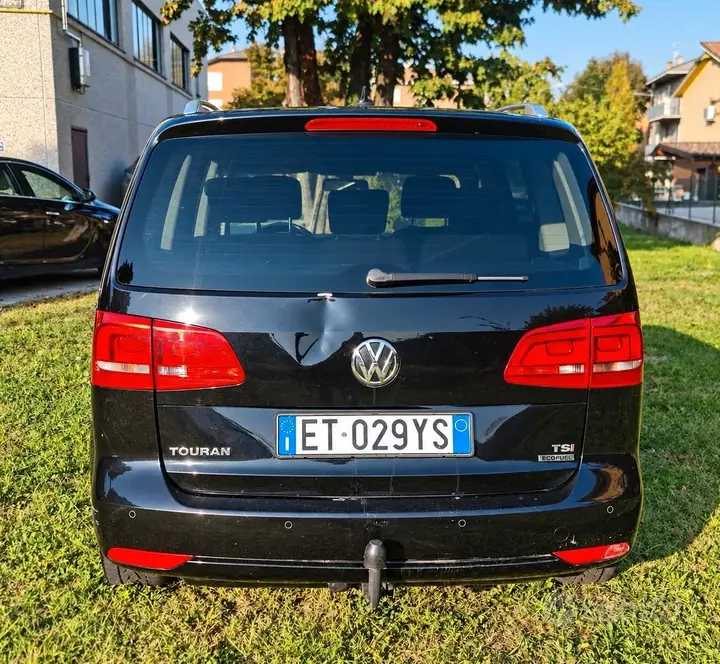 Volkswagen Touran 2013 photo 5