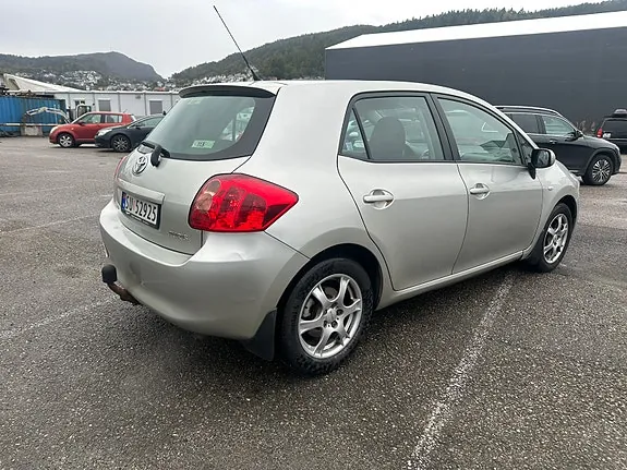 Toyota Auris 2007 photo 5
