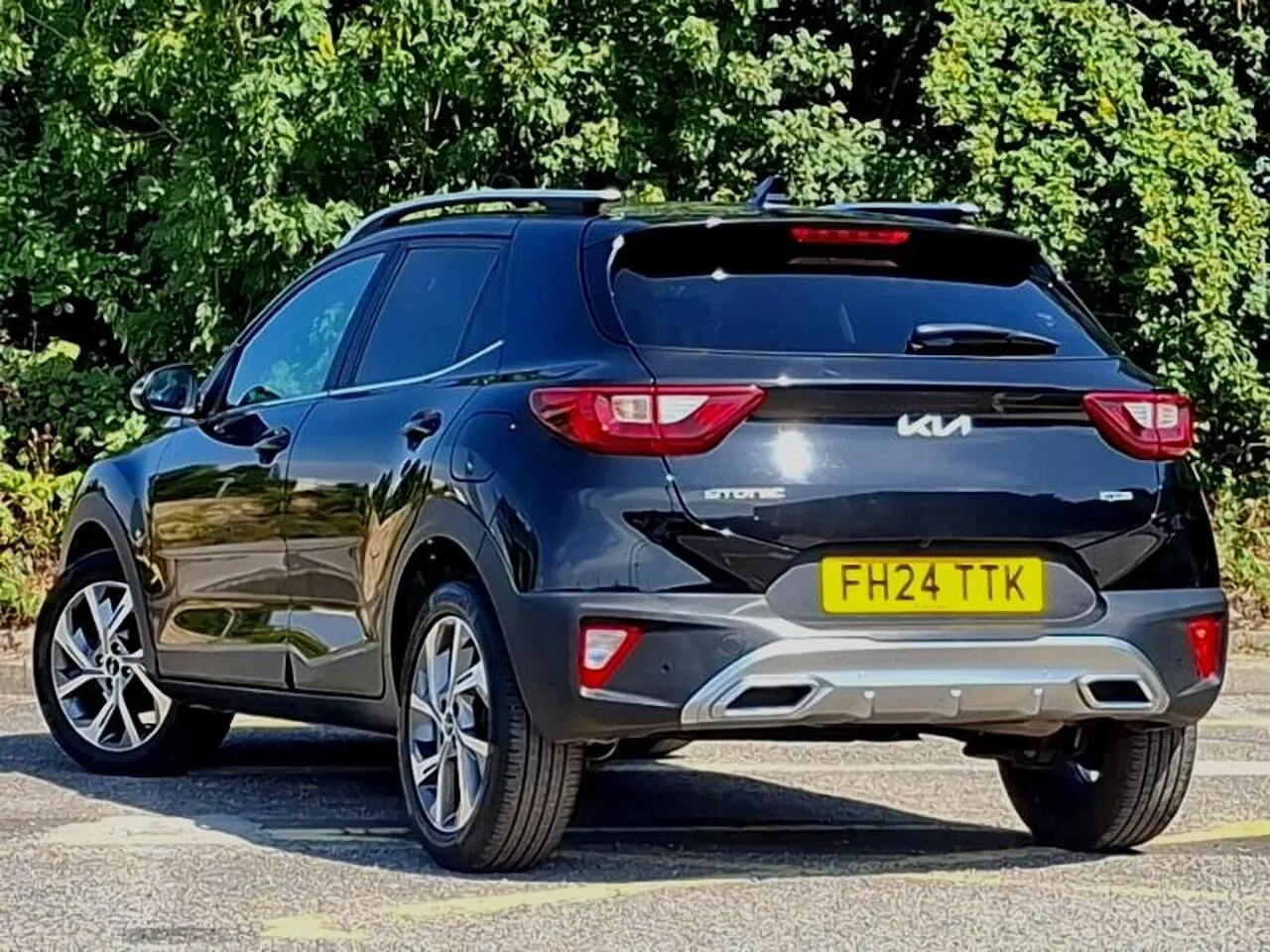 Kia Stonic 2024 photo 2
