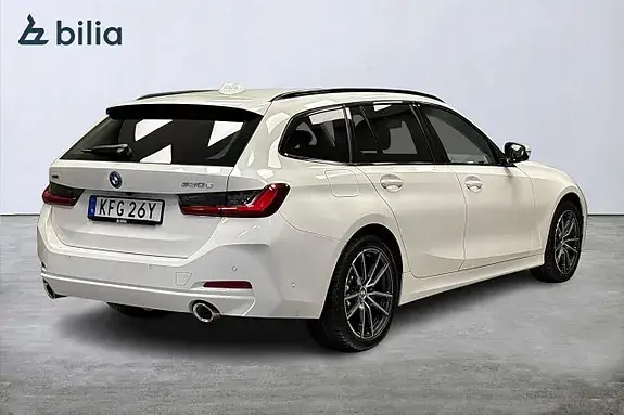 BMW 330E 2025 photo 3