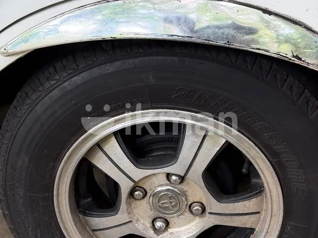 Toyota Corolla 1984 photo 2