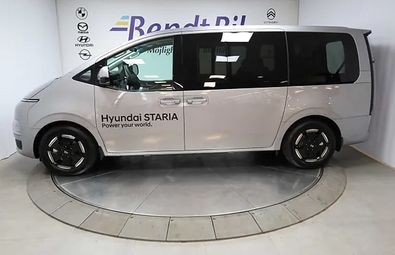 Hyundai Staria 2027 photo 4