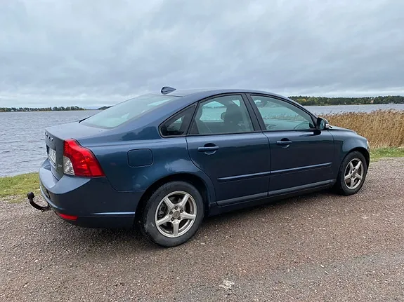 Volvo S40 2010 photo 3