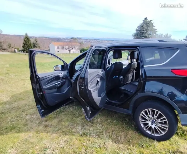 Ford Kuga 2013 photo 2