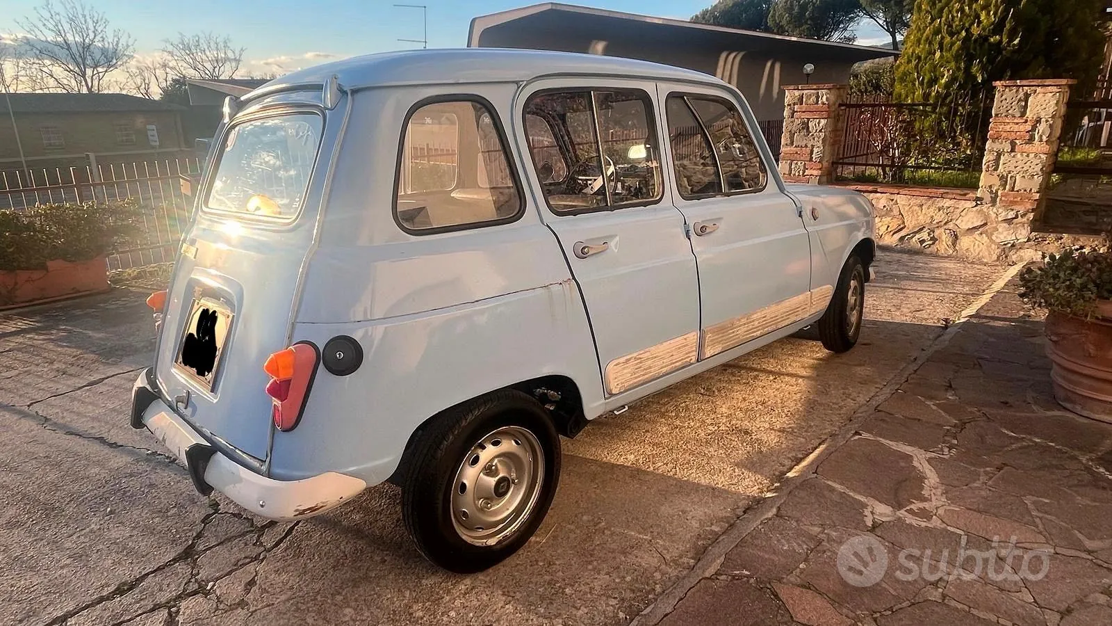 Renault 4 1980 photo 3