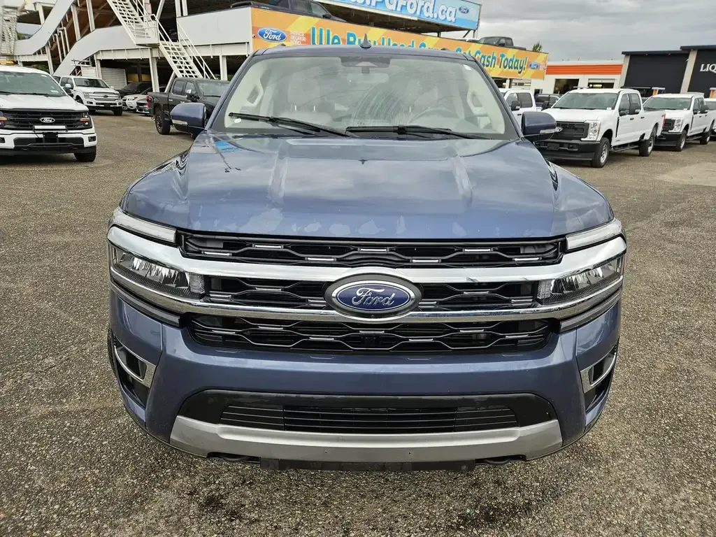Ford Expedition 2022 photo 2