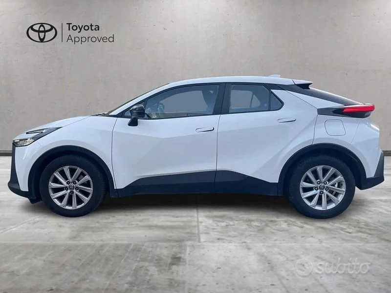 Toyota C-Hr 2024 photo 4