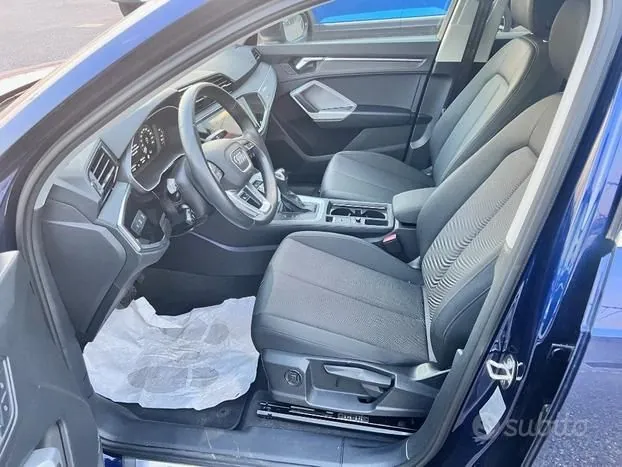 Audi Q3 2023 photo 5