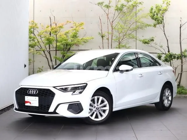 Audi A3 2024 photo 2
