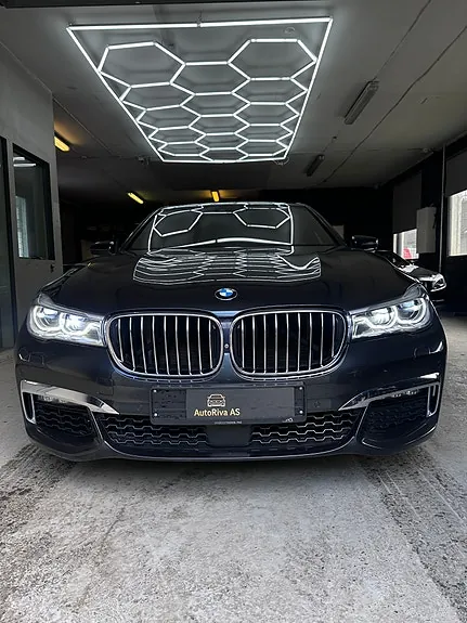 BMW 750I