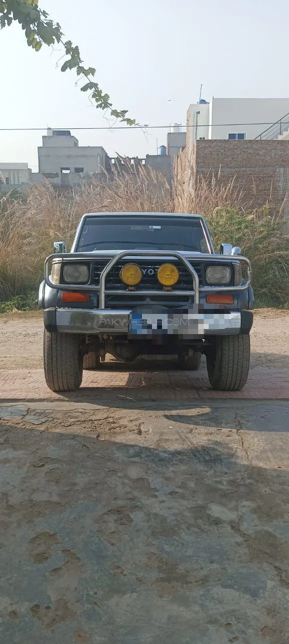 Toyota Land Cruiser