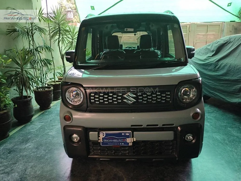 Suzuki Spacia