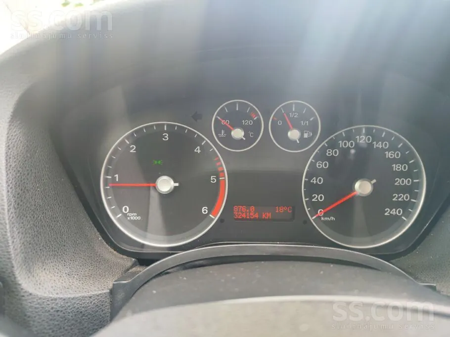 Ford Focus 2008 photo 2