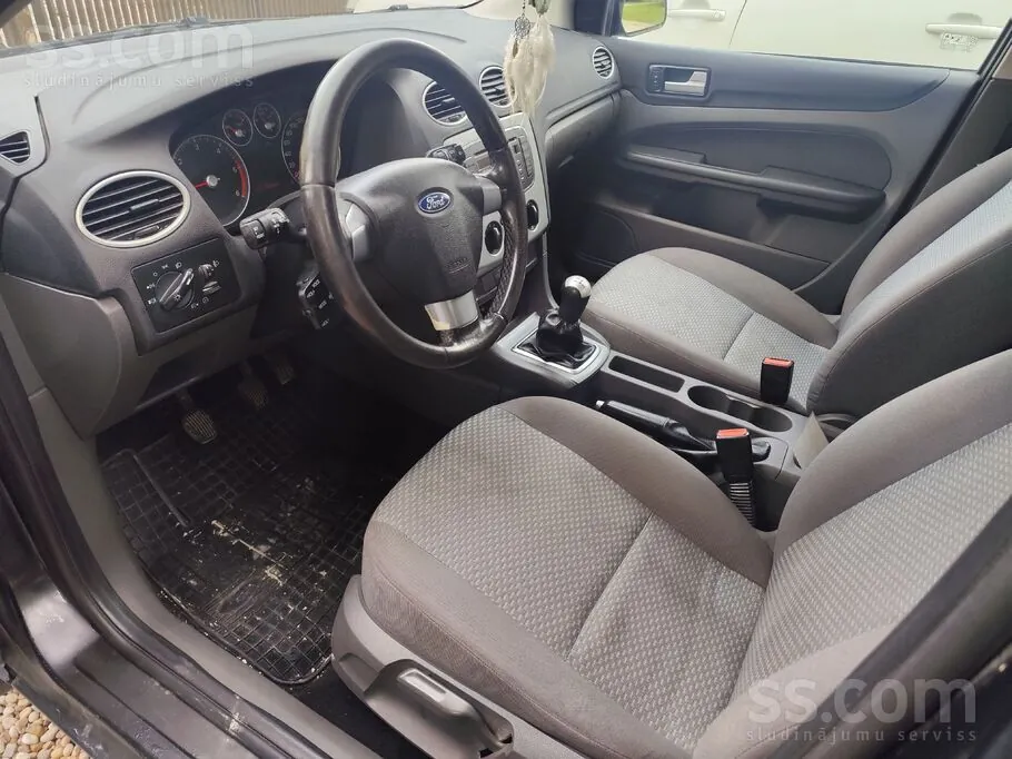Ford Focus 2008 photo 3