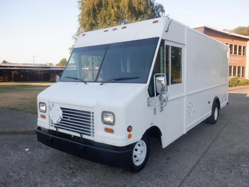 Ford Econoline E-450 2006 photo 3