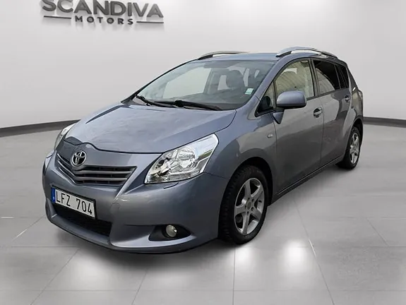 Toyota Verso 2011 photo 2