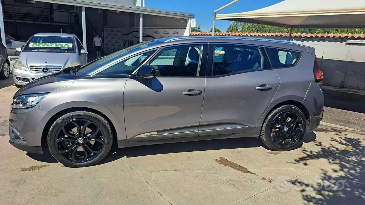 Renault Grand Scenic 2017 photo 3