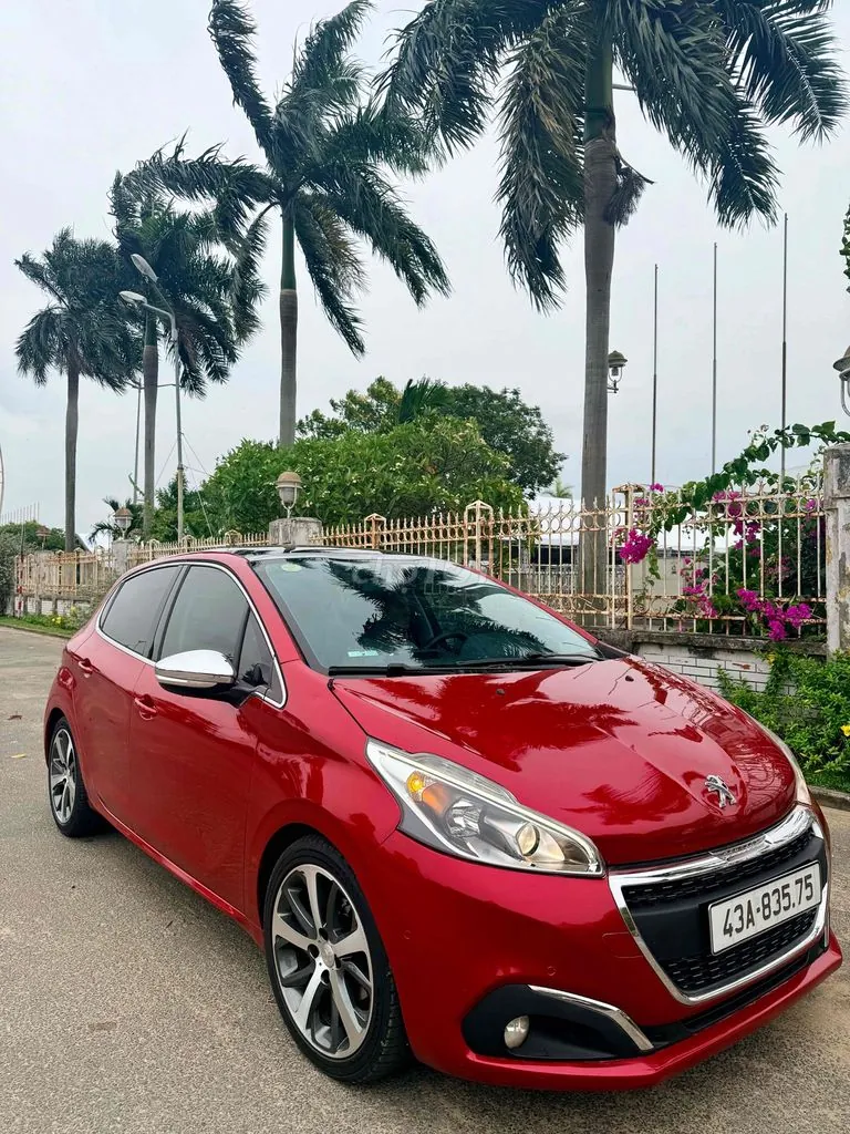Peugeot 208
